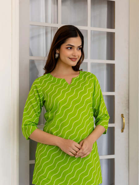 Women Printed Pure Cotton Straight Kurti
