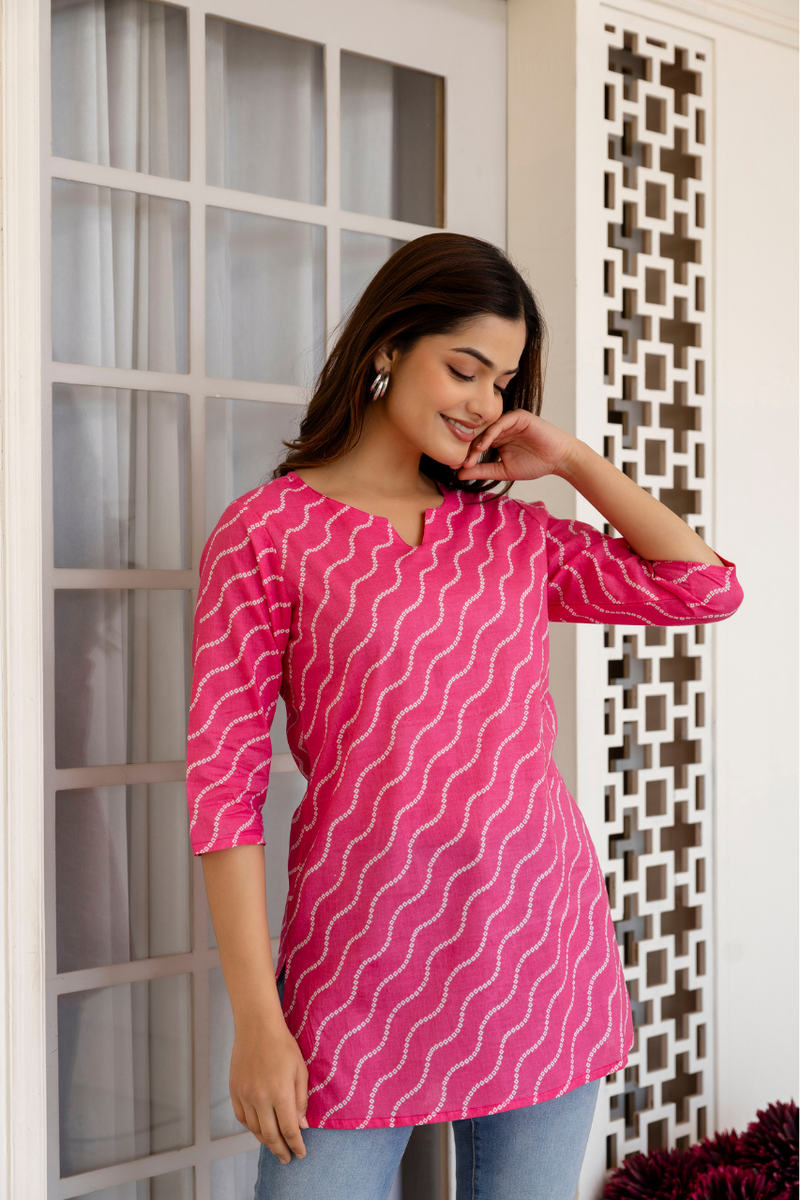 Women Printed Pure Cotton Straight Kurti