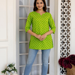 Women Printed Pure Cotton Straight Kurti