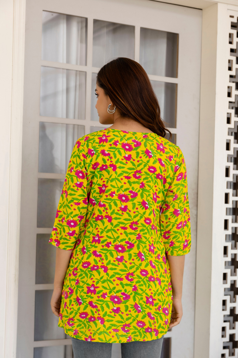 Women Printed Reyon Straight Kurti