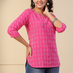 Women Printed Pure Cotton Straight Kurti