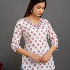 Women Printed Reyon Straight Kurti