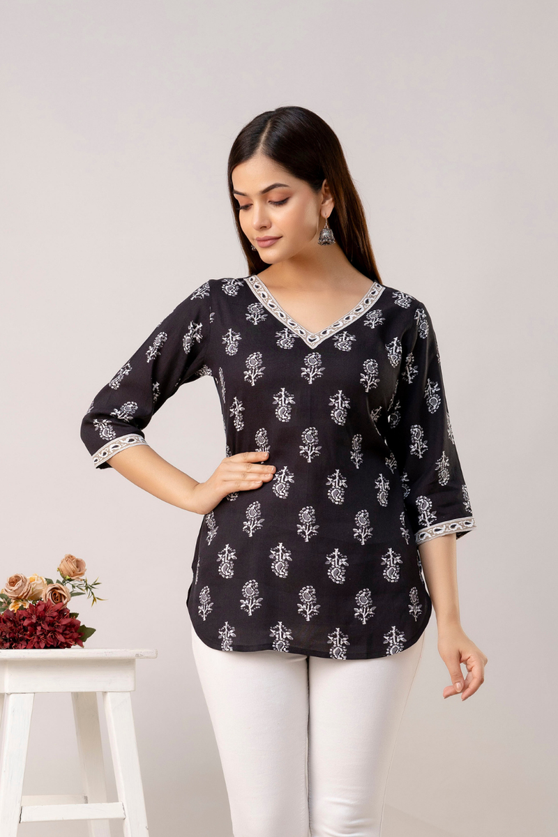 Women Printed Reyon Straight Kurti