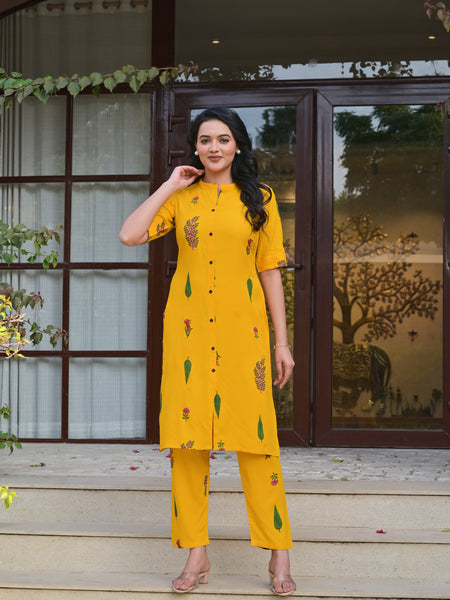 Yellow Tilak ethnic Kurta with Pant