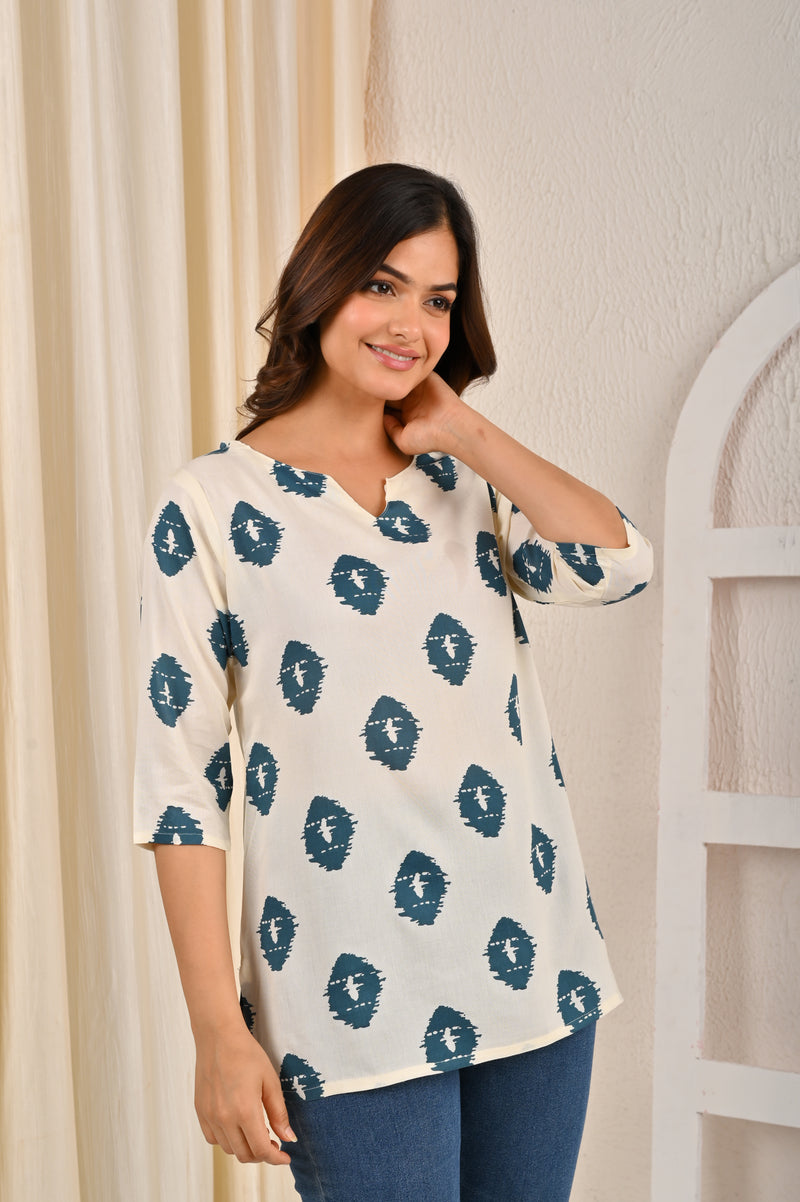 Women Printed Pure Cotton Straight Kurti