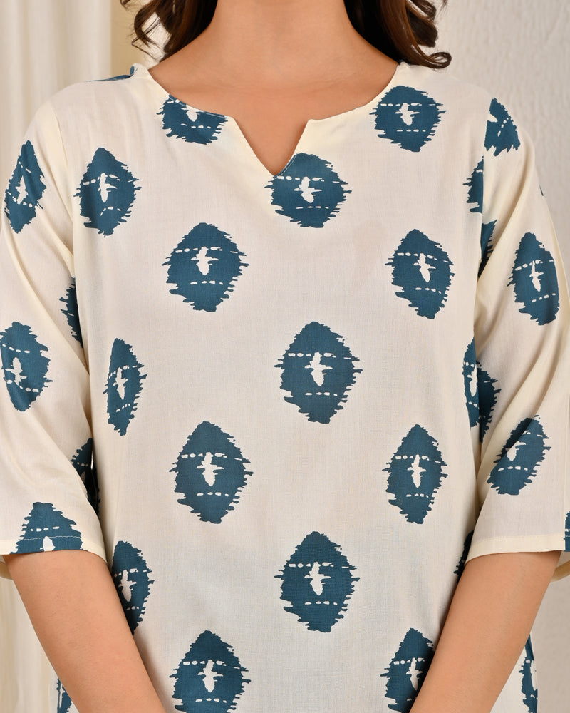 Women Printed Pure Cotton Straight Kurti